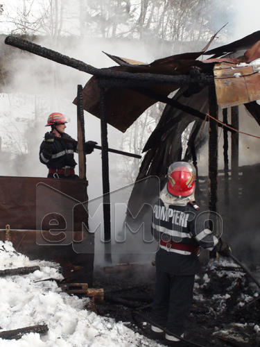 Foto: incendiu Nistru (c) eMaramures.ro